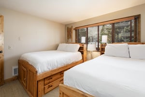 Guest bedroom