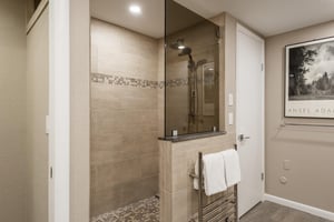 Beautiful walkin shower in the main bathroom