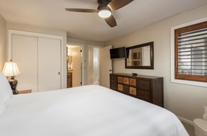 Main bedroom with kingsized bed and flat screen TV