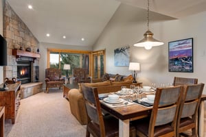 Snow Flower 28 has a dining area with seating for 6 guests.
