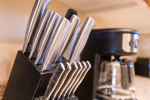 Snow Flower 28 has a wellequipped kitchen with knife set.