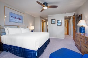 The main suite has a king size bed and en suite bathroom.
