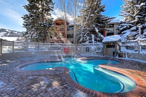 The Snow Flower heated soaking pool 1 and hot tub.