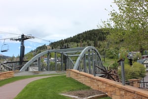 Take a scenic ride on the Town Lift or get off at the top and enjoy a beautiful hike down over the Town Lift bridge