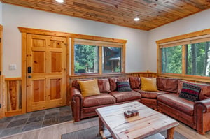Timber Wolf Lodge 7C has a cozy living room with large sectional sofa.