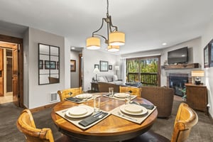 The dining area with seating for 4 guests.