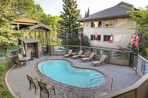 Snow Flower Condominiums pool 2 in the summer.