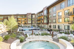 The Lift Condominium hot tub and pool deck.