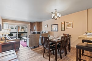 Premier Snow Flower Condominium 107s dining room for 6.