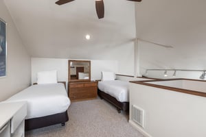 Premier Snow Flower Condominium 130s loft additional bedroom with 2 twin beds.