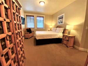 Guest Bedroom Queen Bed