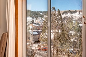 Premier Park Station vacation rental in walking distance to Town Lift and Historic Main Street