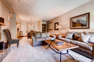 Welcoming living room with comfortable furnishings.