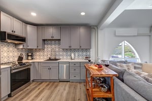 Blue Church Lodge C has a wellequipped kitchen that has been fully remodeled.