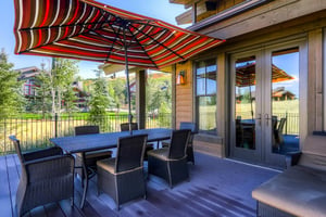 Large comfortable deck
