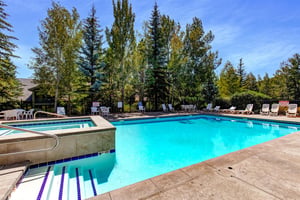 Cove Retreat Clubhouse_009_