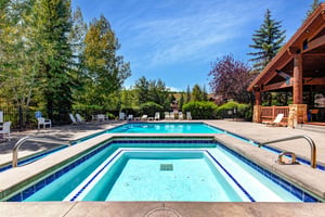 Cove Retreat Clubhouse_010_