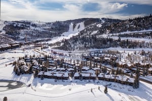 Park City Lodging offers the premier Lakeside 1629 vacation rental in lower Deer Valley, Utah.