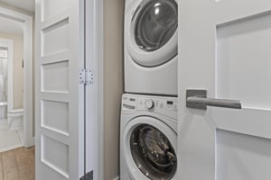 Stacked private washerdryer