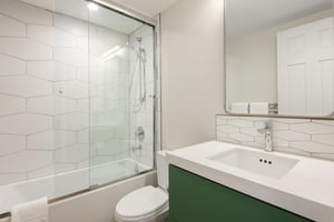 Full shared bathroom
