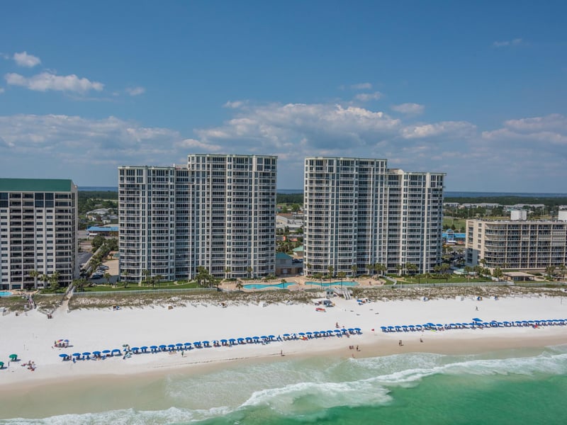 2085975 Beach View Of Silver Beach Towers
