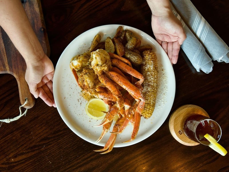 Allyoucaneat boiled snow crabs