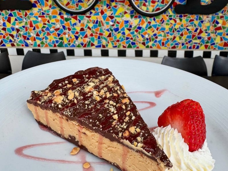 Glutenfree peanut butter pie