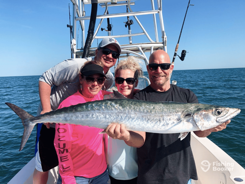 Captain Johns 22 Pathfinder can accommodate you and three of your friends
