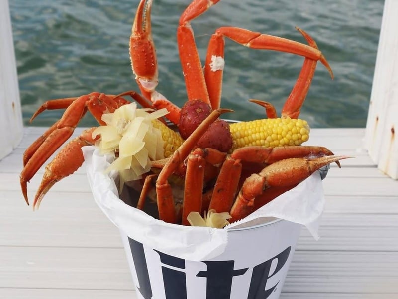 An allyoucaneat crab bucket