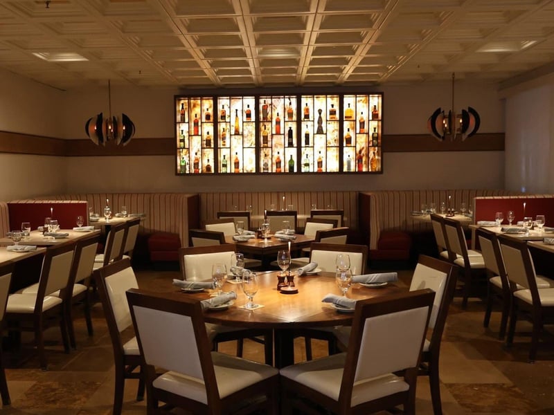 1384433 Davincis In Marco Island, Florida
