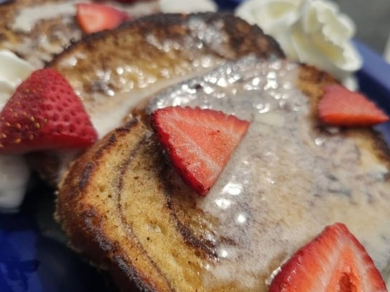 Cinnamon swirl french toast