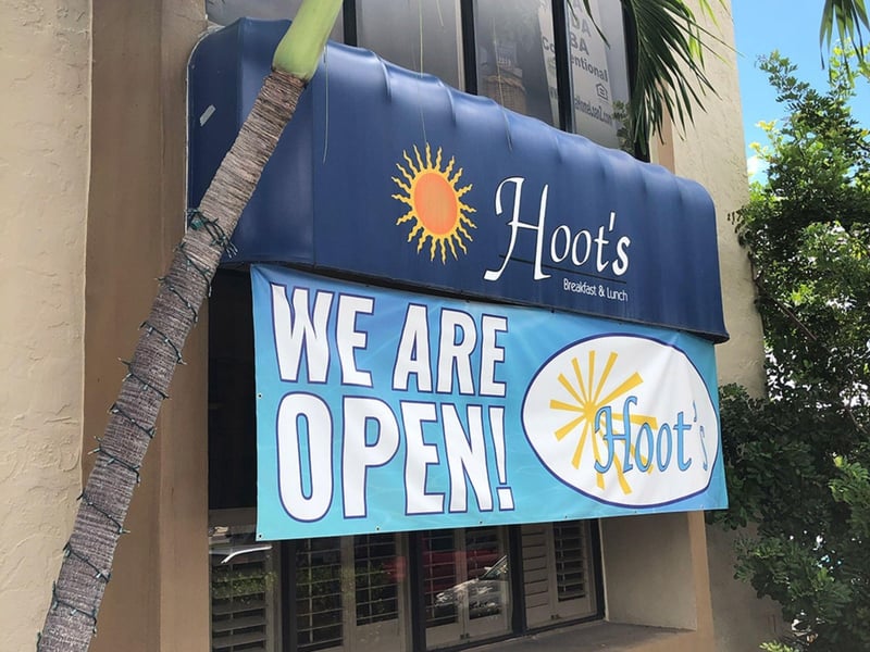 1386407 Hoots In Marco Island, Florida