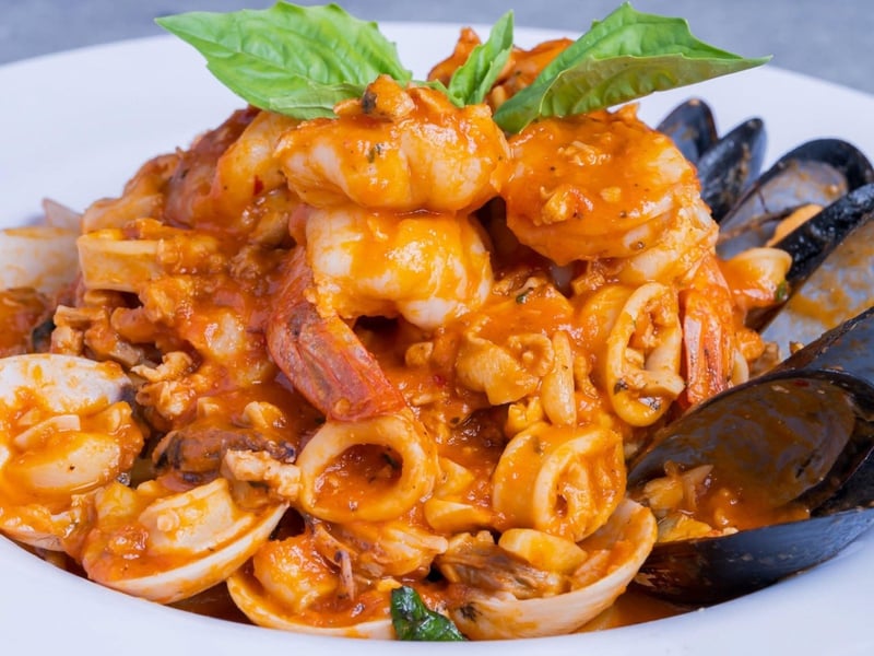 Seafood pasta at Samis