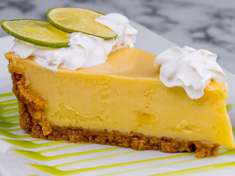 Key lime pie from Samis