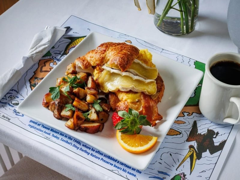The bacon, brie and scrambled egg croissant