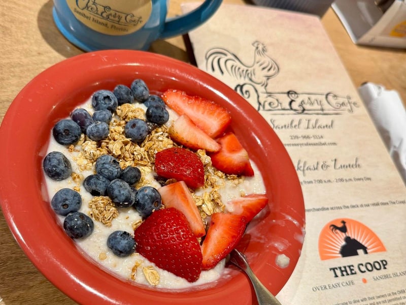 Fresh oatmeal at Over Easy Cafe