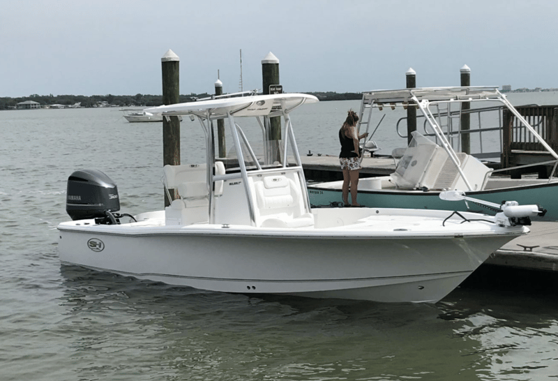 1389520 25 Sea Hunt For 6 Passengers