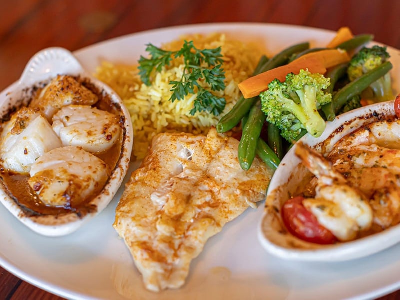 The seafood platter with shrimp, scallops and grouper