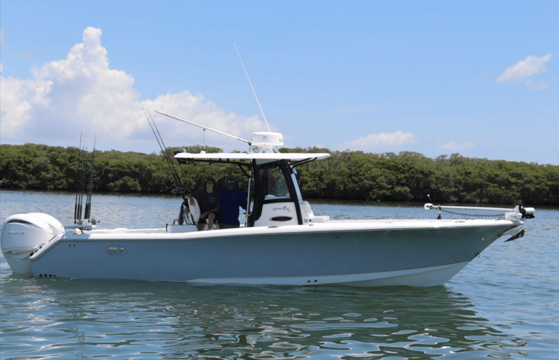 1390053 30 Sea Hunt For 6 Passengers