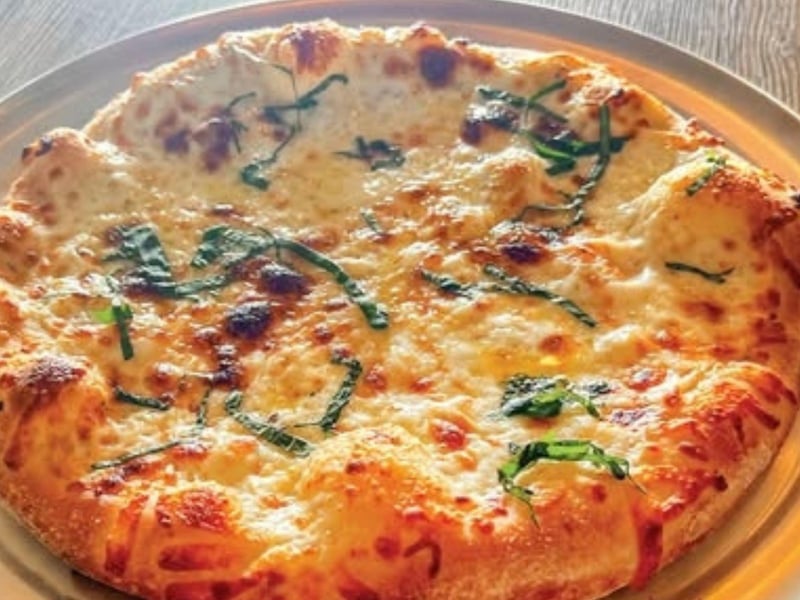 A 10inch personal pizza