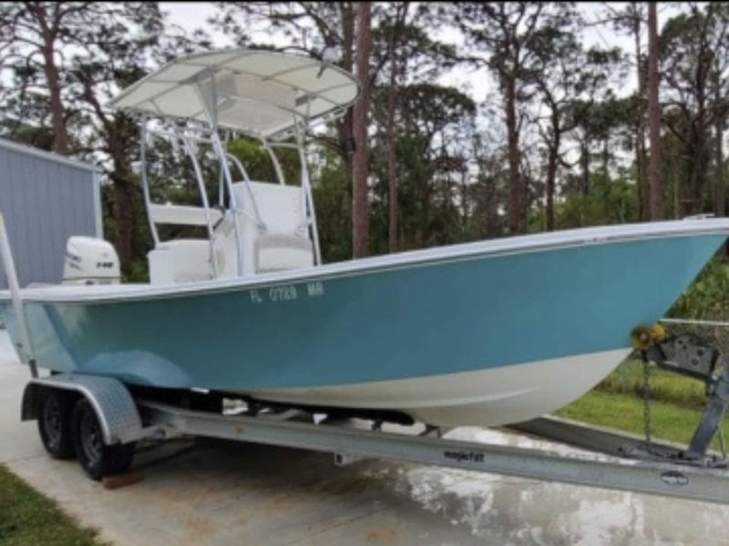 The 22 Aquasport Bay Boat