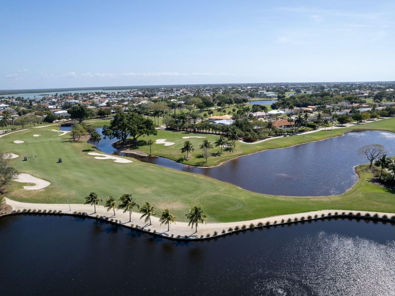 1392471 The Island Country Club
