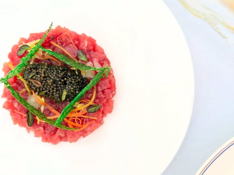 Tuna tartare with Osetra caviar