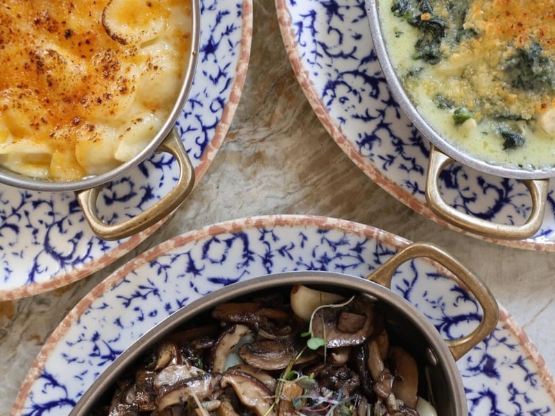 The MP Mac n Cheese and other sides