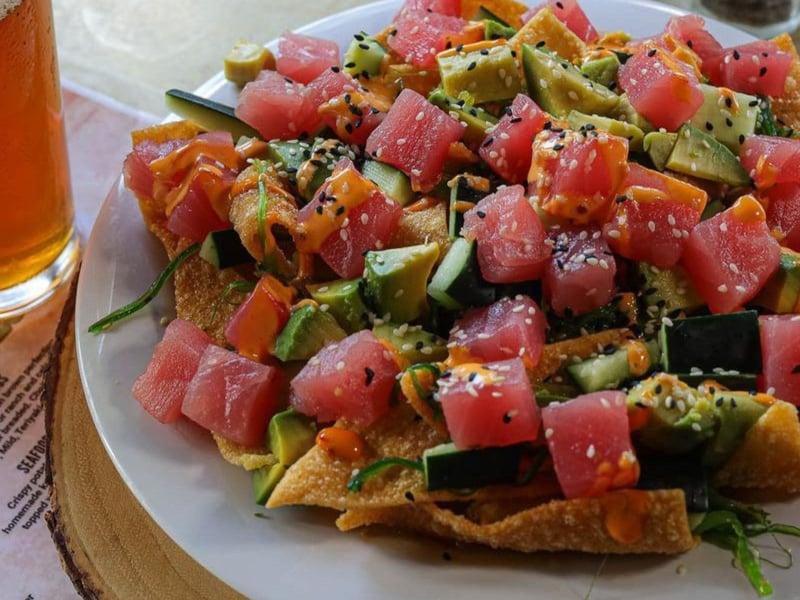 1393418 Ahi Tuna Nachos At Dolphin Tiki Bar