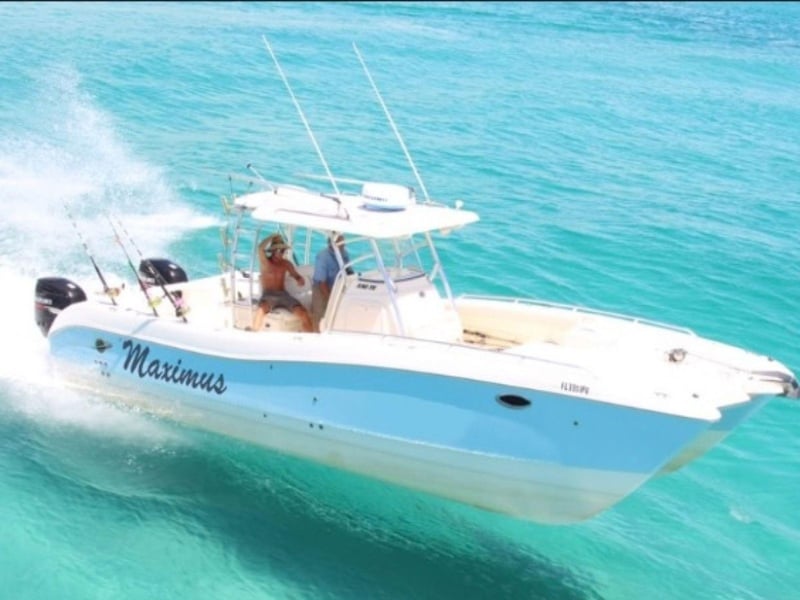 The 33 Worldcat Charter Boat