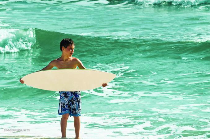 59017 Panamacitybeach_boogieboardinwaves_201548234339