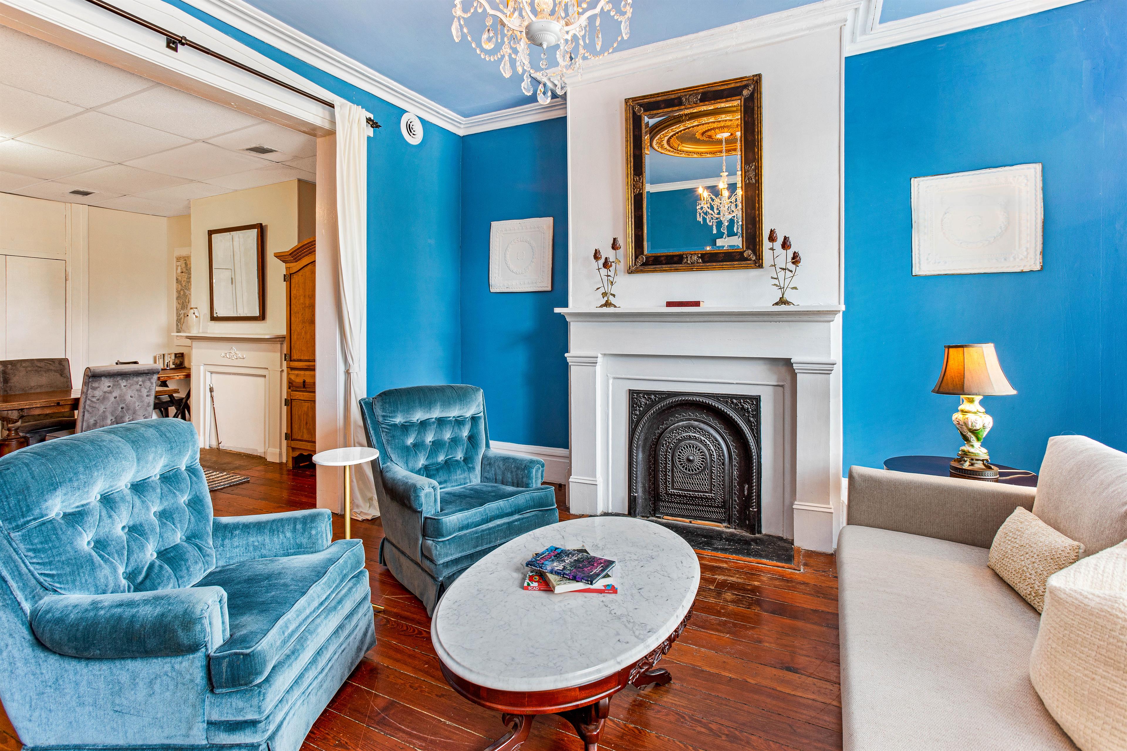 Colonial Parlor
