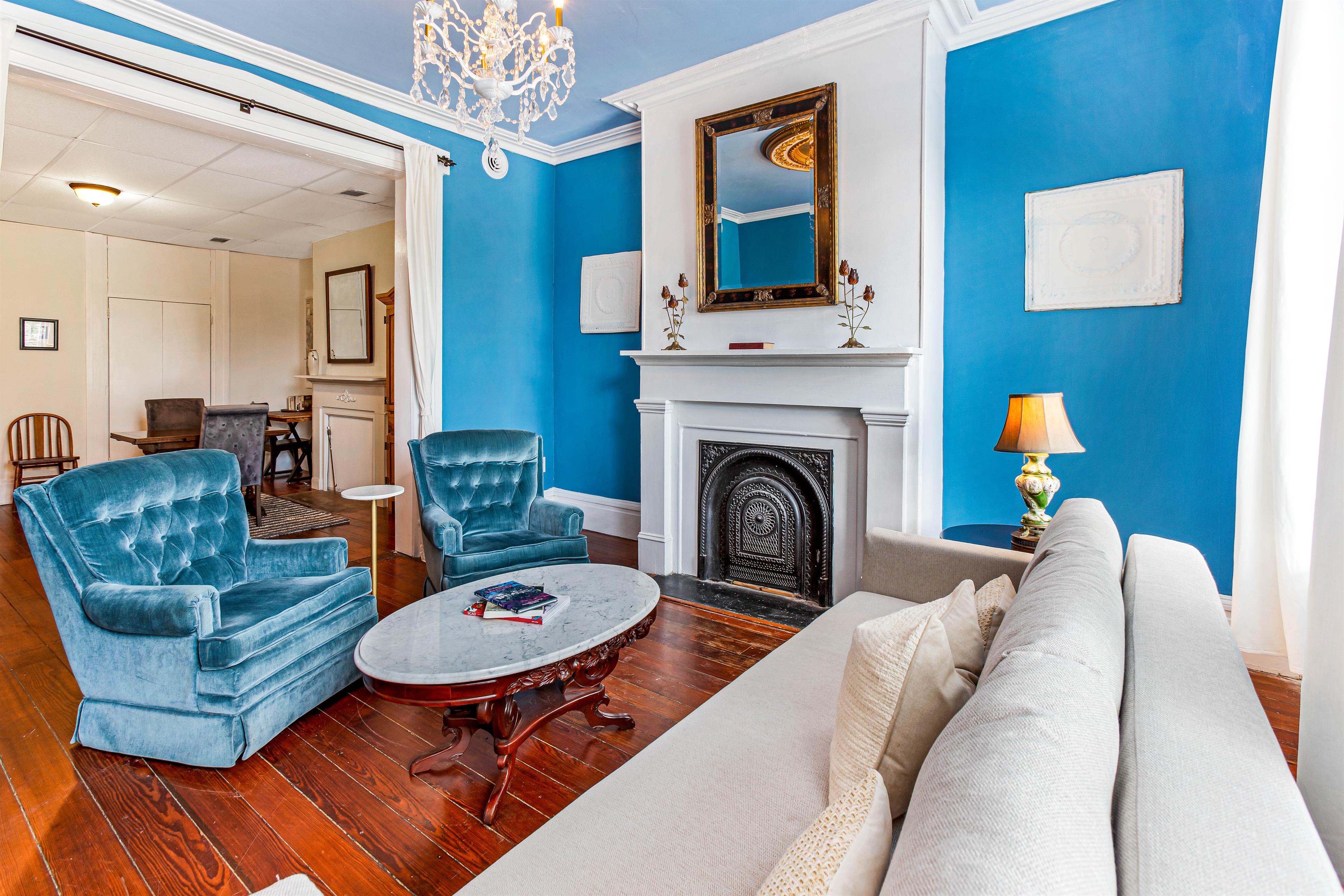 Colonial Parlor