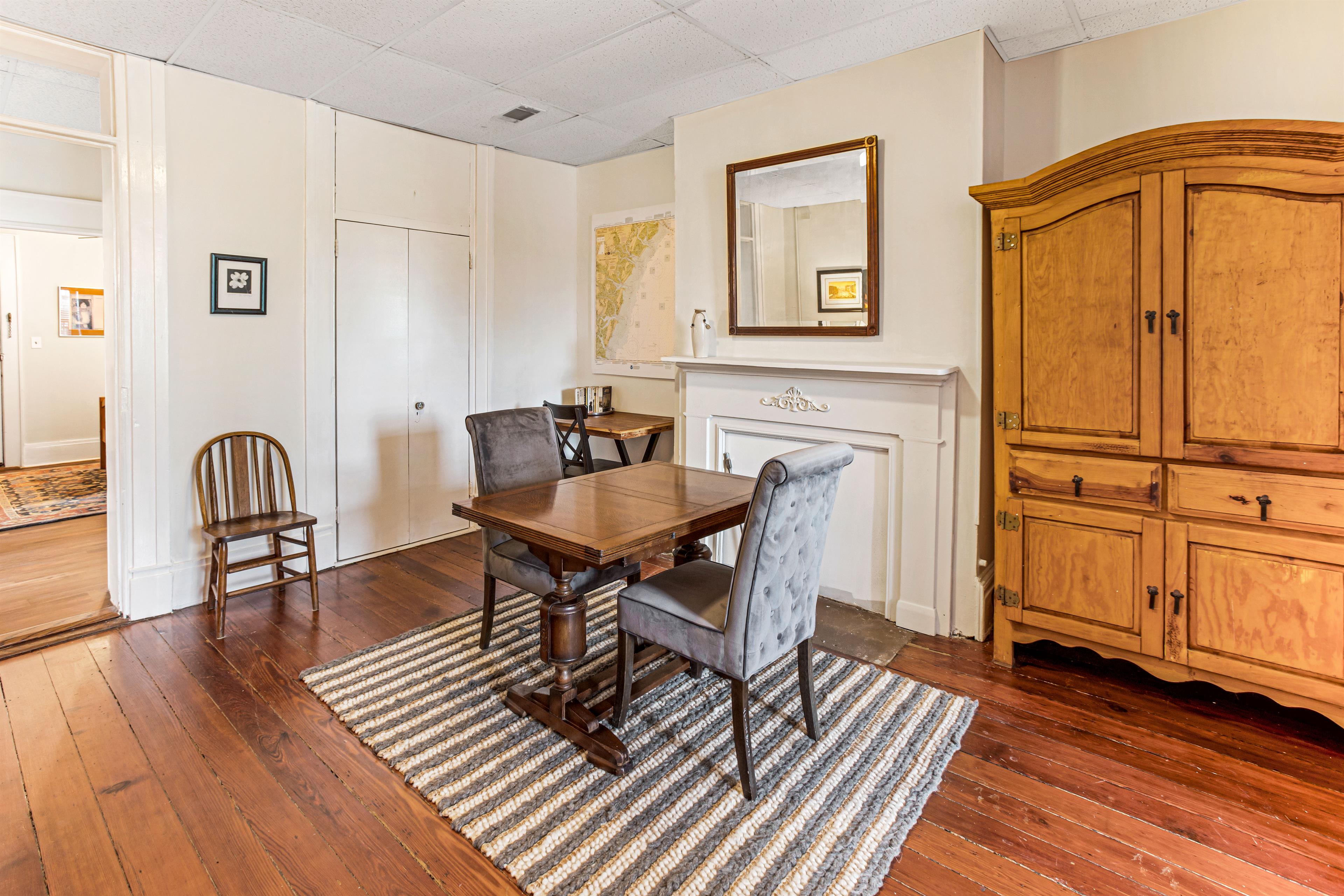 Colonial Parlor